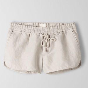 Aritzia Community linen shorts grey